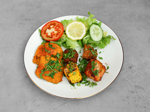 TAJ MAHAL LA ROCHE Mix grill pour une personne — TAJ MAHAL à La Roche-sur-Yon