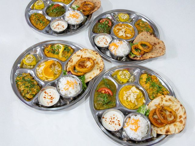 TAJ MAHAL LA ROCHE Nos thalis indiens — TAJ MAHAL à La Roche-sur-Yon
